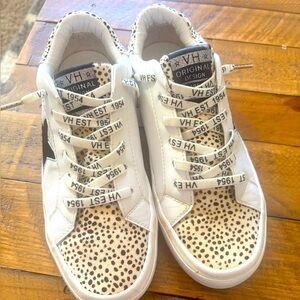 Vintage Havana sneakers